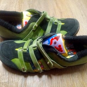 Women's M by moreNatom size 8.5